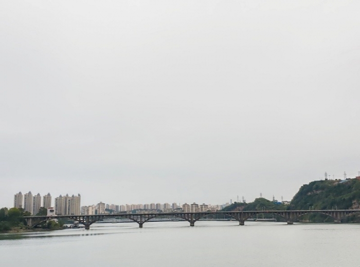 豪华游船两坝一峡半日游【船过葛洲坝船闸+西陵峡】图8