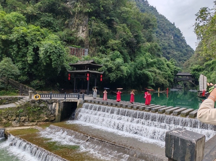 <三峡人家一日游>新三峡旅游线上的大型梦幻之旅图4