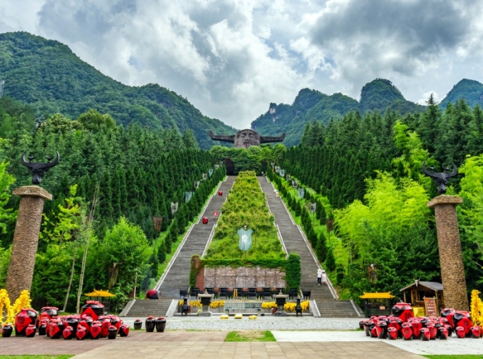 神农架纯玩无购物二日游，探秘官门山物种宝库，登顶神农顶，寻迹神农坛，邂逅天生桥图2