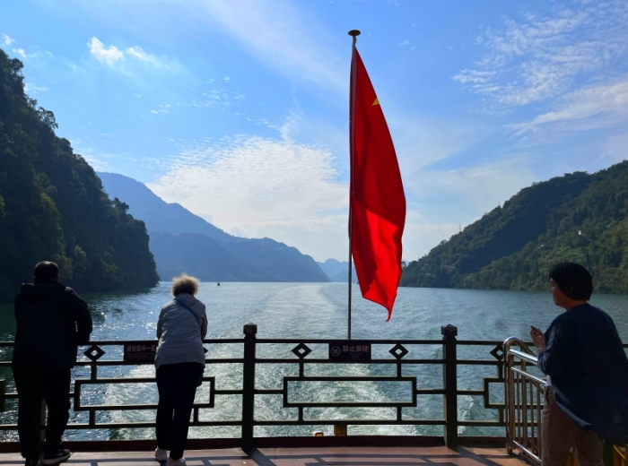 宜昌两坝一峡 + 清江画廊二日游行程怎么安排？多少钱？图2