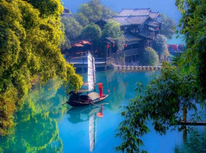 宜昌两坝一峡+车进三峡人家+清江画廊三日游跟团游行程图3