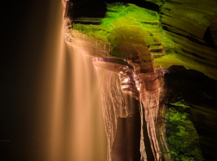宜昌到恩施土司城·女儿城·大峡谷·腾龙洞三天两晚纯玩0购物团图4