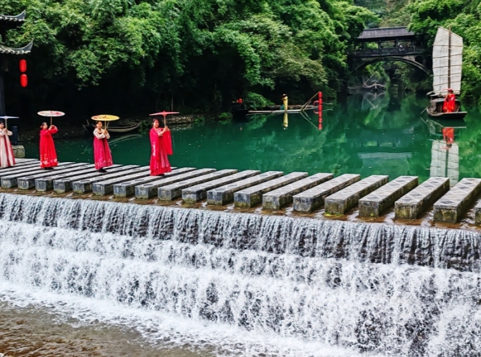 三峡人家:一脚踏进山水里的千年诗画图2