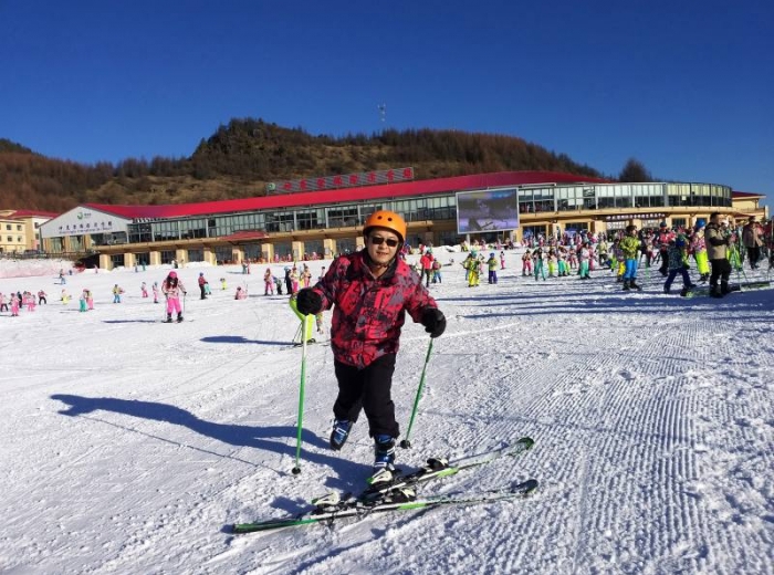 2026年宜昌到神农架国际滑雪场二日游_神农架滑雪二日游288元/人起图5