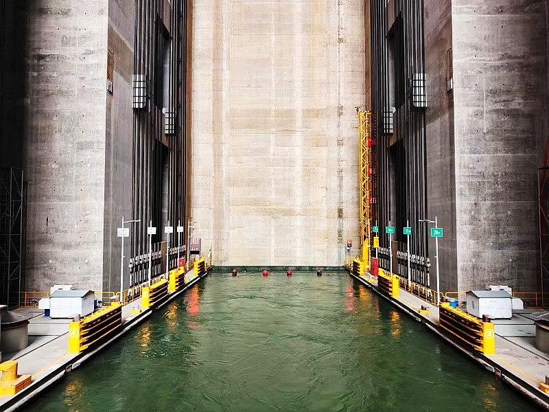 全新升级豪华体验两坝一峡臻享全域游!