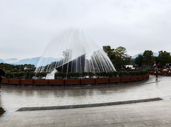 宜昌+交运两坝一峡游船一日游精品VIP团图1