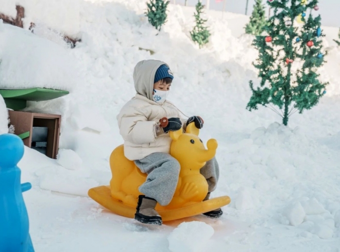2026宜昌百里荒滑雪一日游价格/行程（更近、更酷、更好玩  全新升级超长滑道）图4