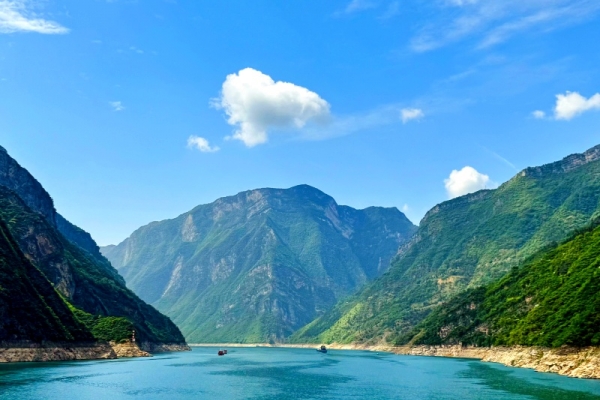 世纪江山如诗一日游全攻略：畅游三峡，玩转2026醉火航线