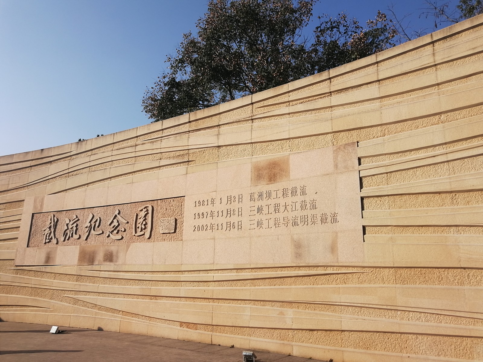 CoUBGV2s-AuAZHTQAHg2bTyo4RU274