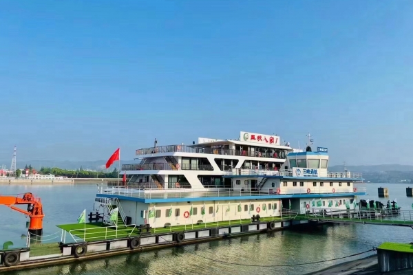 自驾到三峡人家在哪里上船？