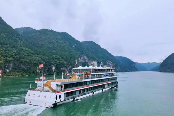 宜昌的两坝一峡指的是什么？超全一日游攻略带你领略大国重器与醉美三峡