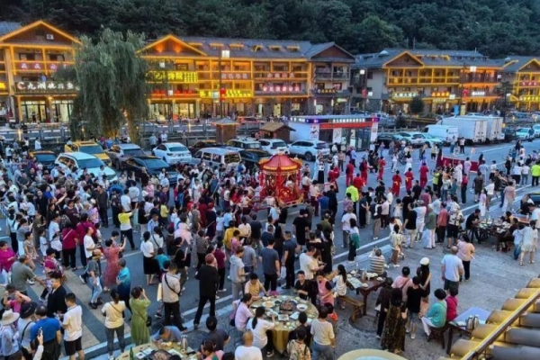 逃离城市热浪!神农架21℃避暑民宿预定方式大全,长租短住都合适!