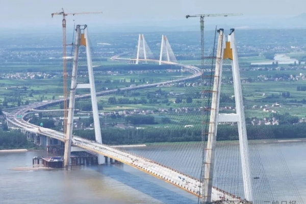 长江干线在建桥梁23座，4座在宜昌！这座桥今年下半年建成通车