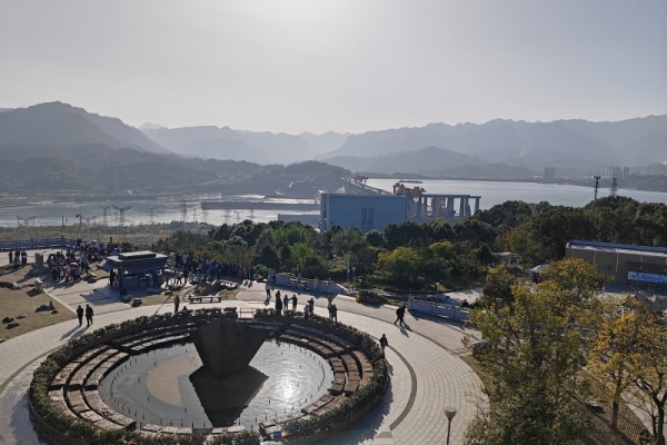 三峡大坝自驾攻略｜车辆通行证办理 + 入园避坑全指南